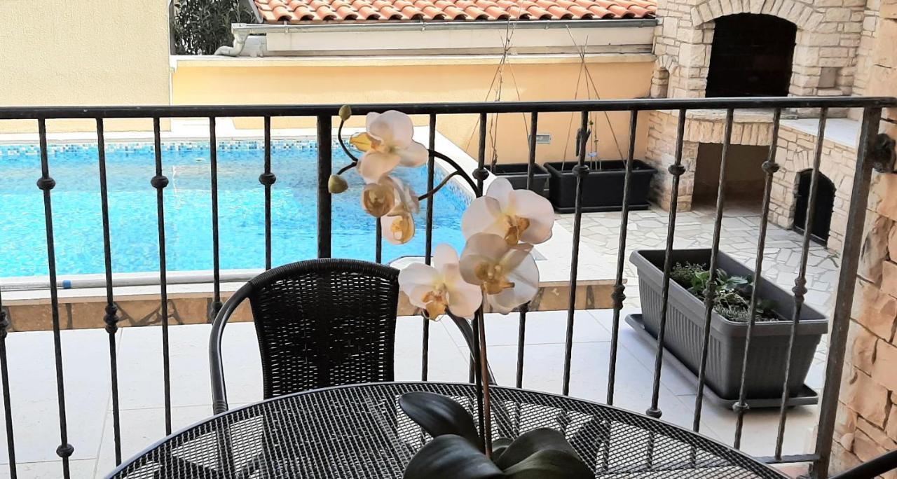 Traumferienwohnung Mit Privatem Pool & Gemuetlicher Grillecke Am Meer, Kroatien, Istrien, Liznjan Bei Medulin - Bester Urlaub An Der Adria, Fuer Paare ภายนอก รูปภาพ