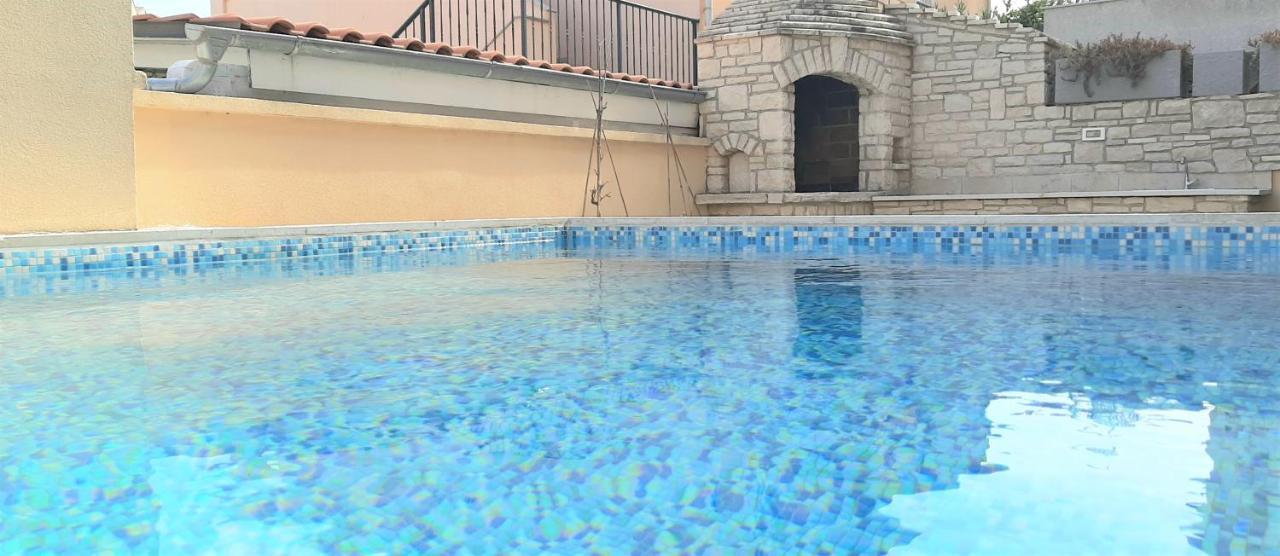 Traumferienwohnung Mit Privatem Pool & Gemuetlicher Grillecke Am Meer, Kroatien, Istrien, Liznjan Bei Medulin - Bester Urlaub An Der Adria, Fuer Paare ภายนอก รูปภาพ